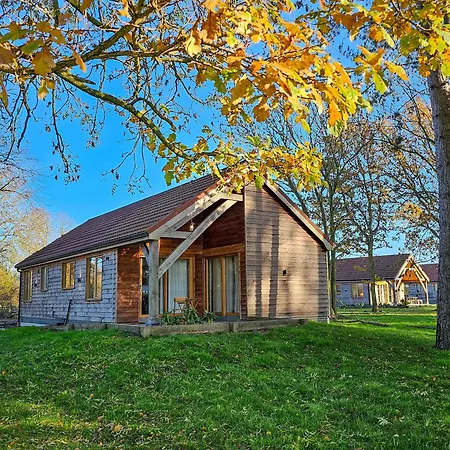 Hay'S Wood Retreat - Holiday Cottages North Runcton Exterior photo