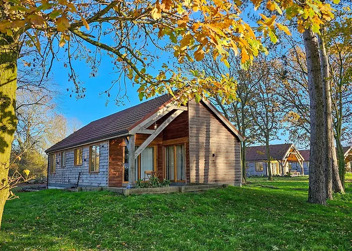 Hay\'S Wood Retreat - Holiday Cottages
